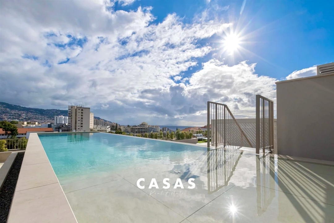 Apartamento T3 para Venda em São Martinho Foto 1