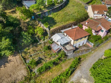 Moradia T3 para Venda em Caldelas, Sequeiros e Paranhos