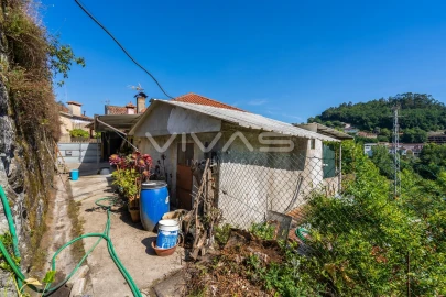Moradia T3 para Venda em Caldelas, Sequeiros e Paranhos