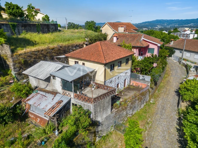 Moradia T3 para Venda em Caldelas, Sequeiros e Paranhos Foto 4