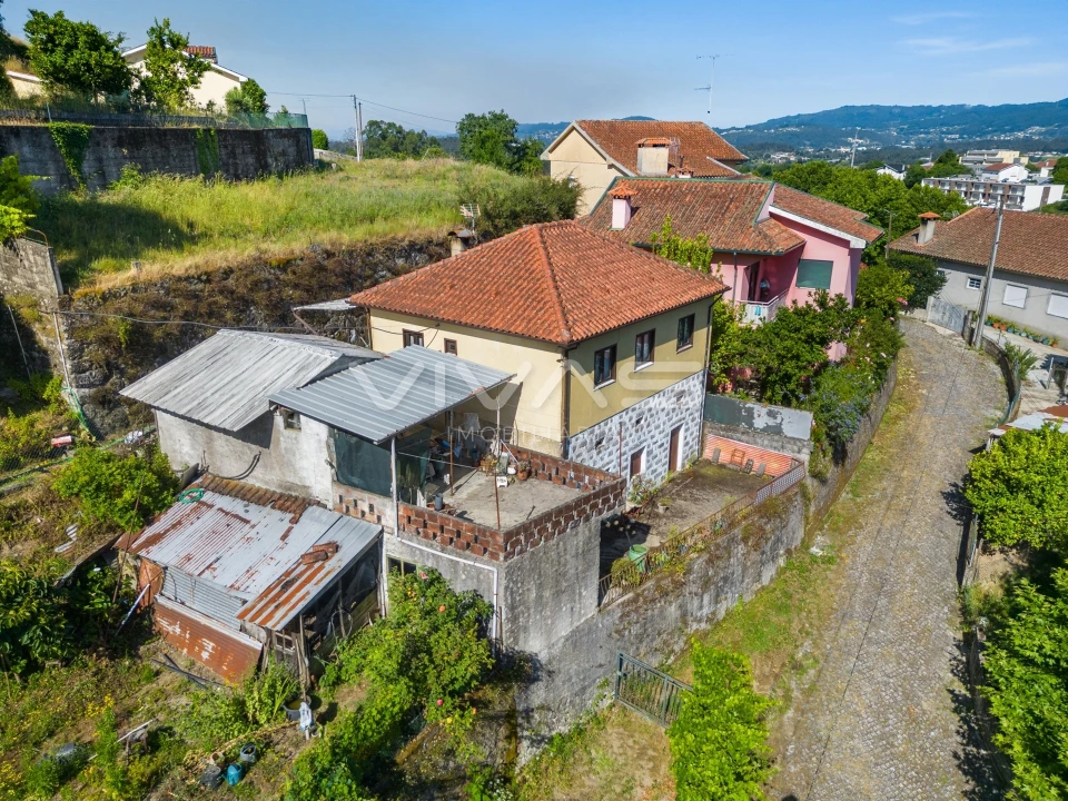 Moradia T3 para Venda em Caldelas, Sequeiros e Paranhos Foto 4