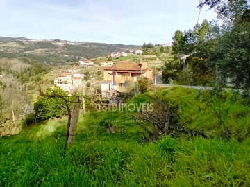 Moradia T0 para Venda em Santa Maria de Sardoura
