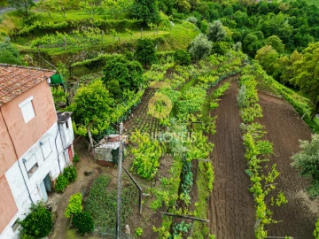 Moradia T0 para Venda em Santa Maria de Sardoura