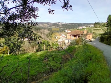 Moradia T0 para Venda em Santa Maria de Sardoura