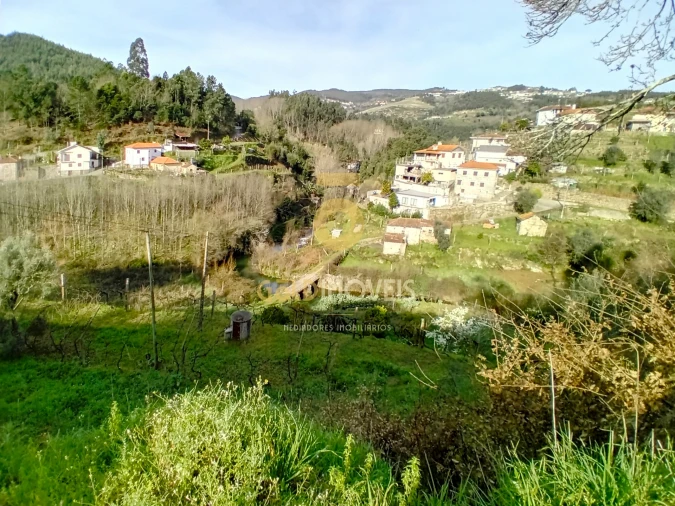 Moradia T0 para Venda em Santa Maria de Sardoura Foto 7