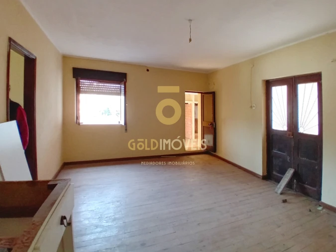 Moradia T0 para Venda em Santa Maria de Sardoura Foto 21