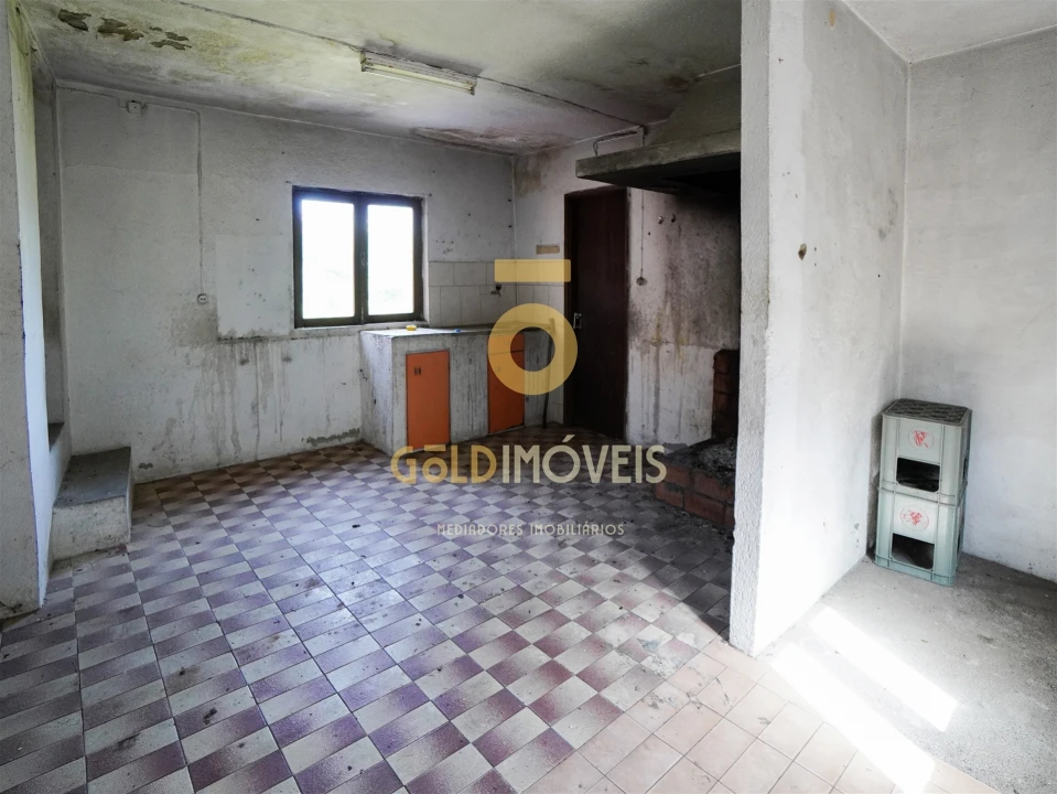 Moradia T0 para Venda em Santa Maria de Sardoura Foto 48