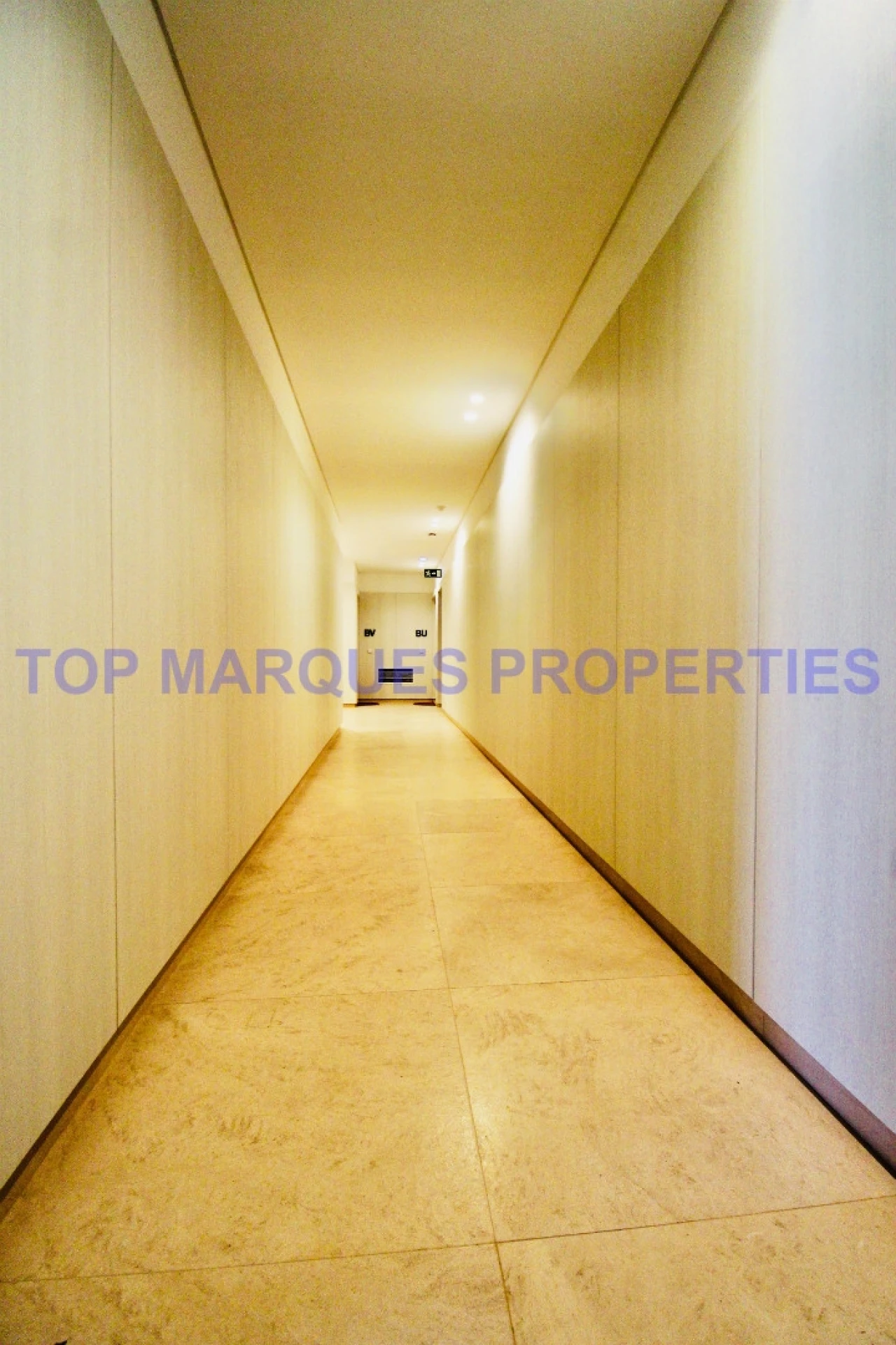 Apartamento T2 para Arrendamento em Olhão Foto 16