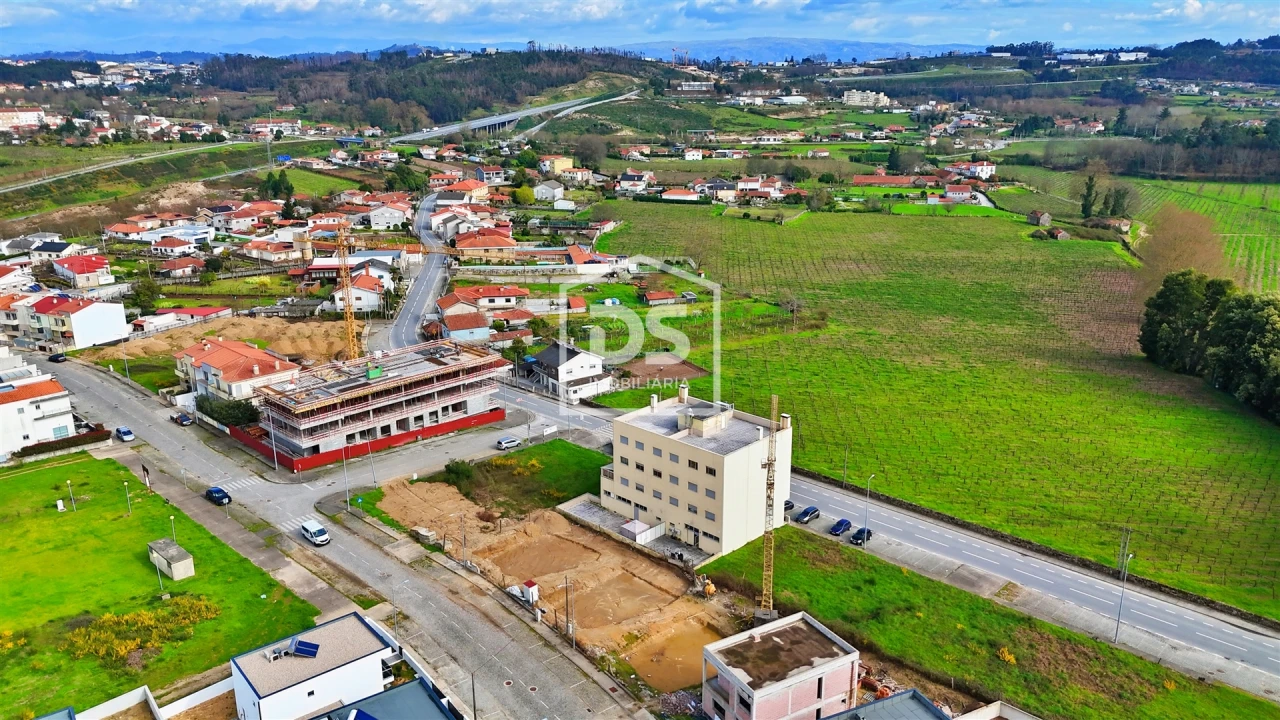 Moradia T3 para Venda em Caide de Rei Foto 34