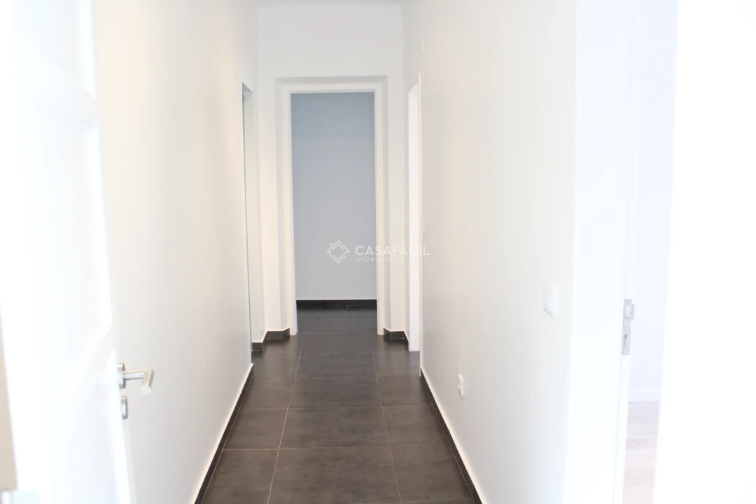 Apartamento T3 para Arrendamento em Alcochete Foto 12