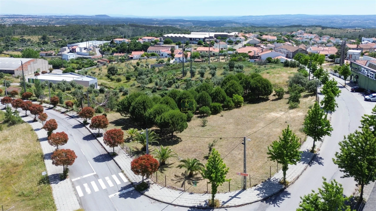 Terreno para Venda em Cebolais de Cima e Retaxo Foto 1