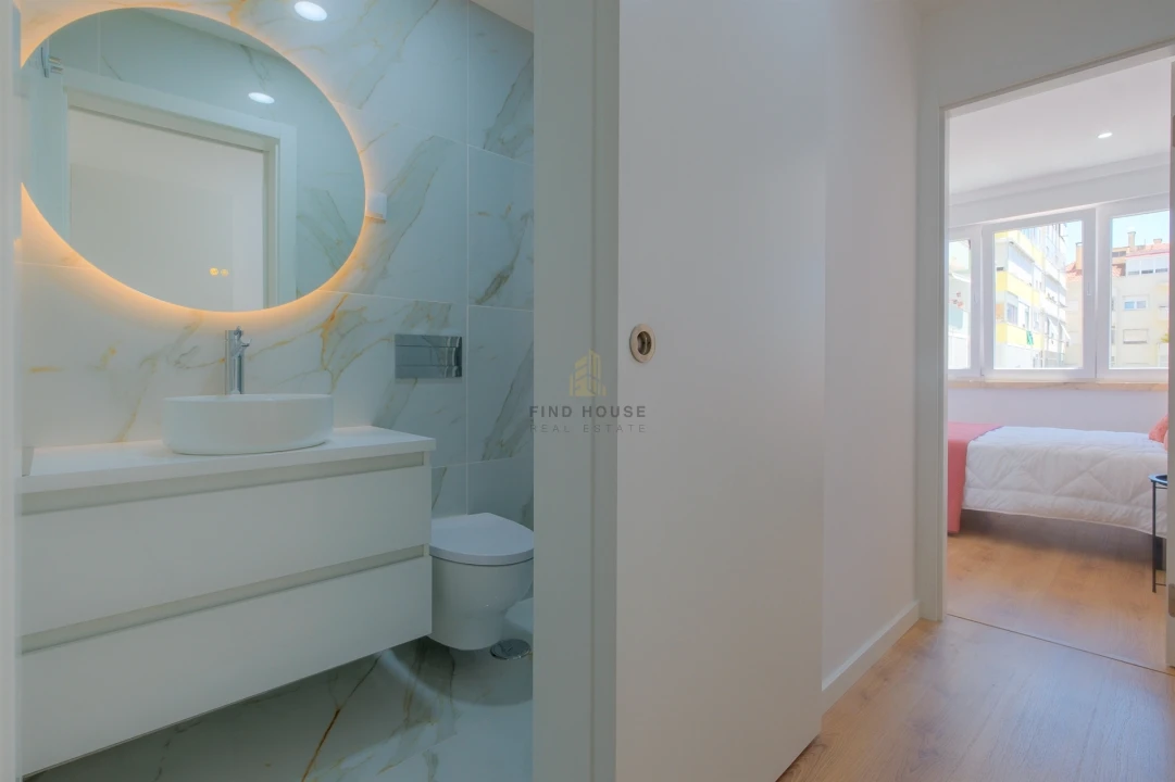 Apartamento T3 para Venda em Benfica Foto 21