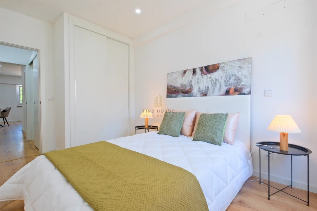 Apartamento T3 para Venda em Benfica Foto 19