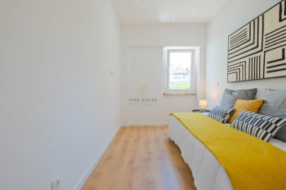 Apartamento T3 para Venda em Benfica