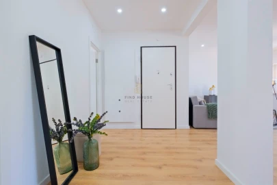 Apartamento T3 para Venda em Benfica