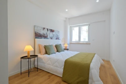 Apartamento T3 para Venda em Benfica