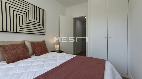Apartamento T3 para Venda em Benfica