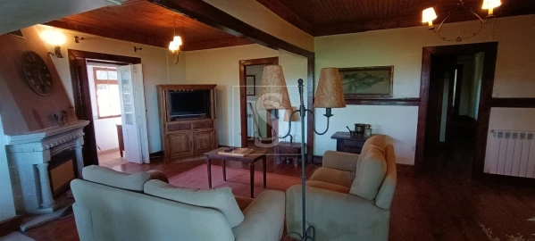Quinta T10 para Venda em Orjais