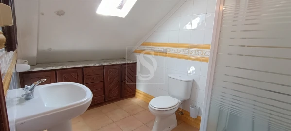 Quinta T10 para Venda em Orjais
