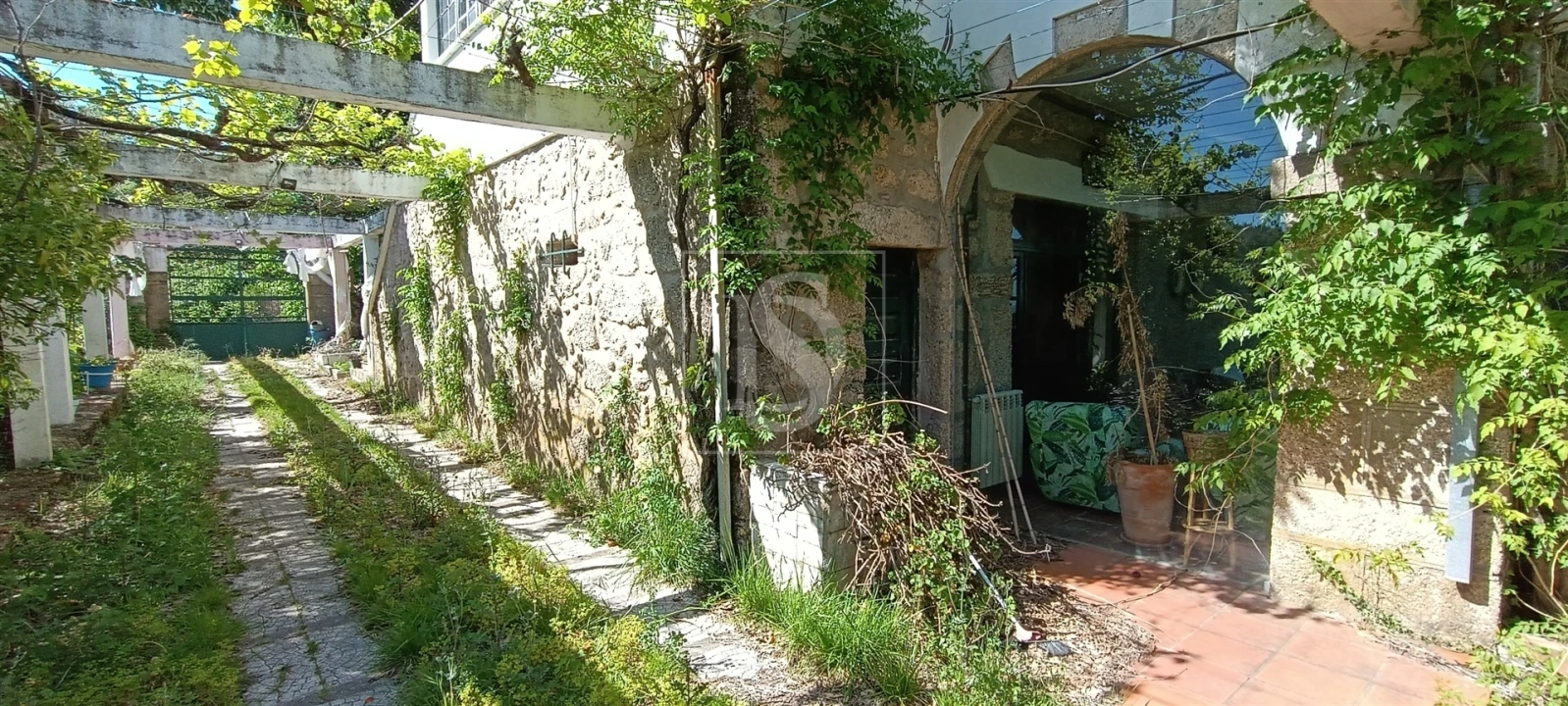 Quinta T10 para Venda em Orjais Foto 56