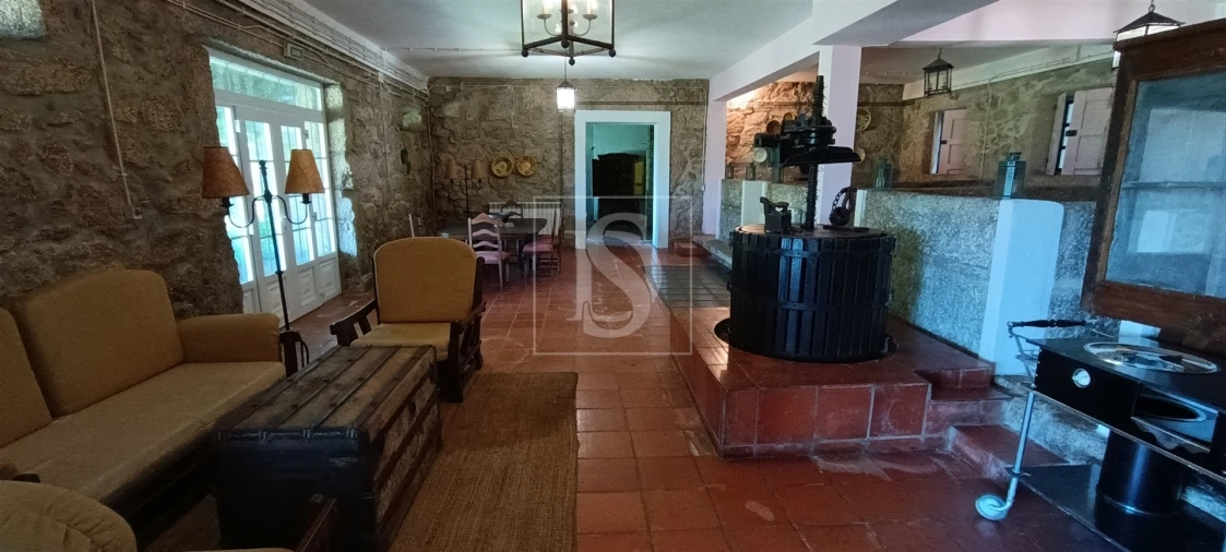 Quinta T10 para Venda em Orjais Foto 41