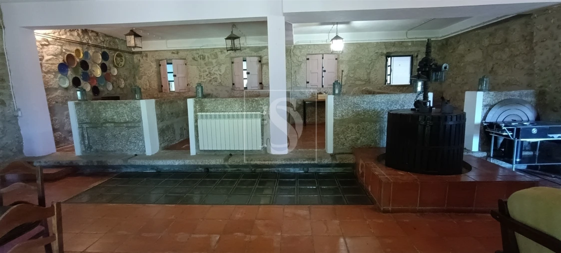 Quinta T10 para Venda em Orjais Foto 42