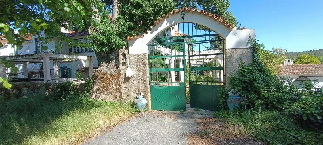 Quinta T10 para Venda em Orjais Foto 13