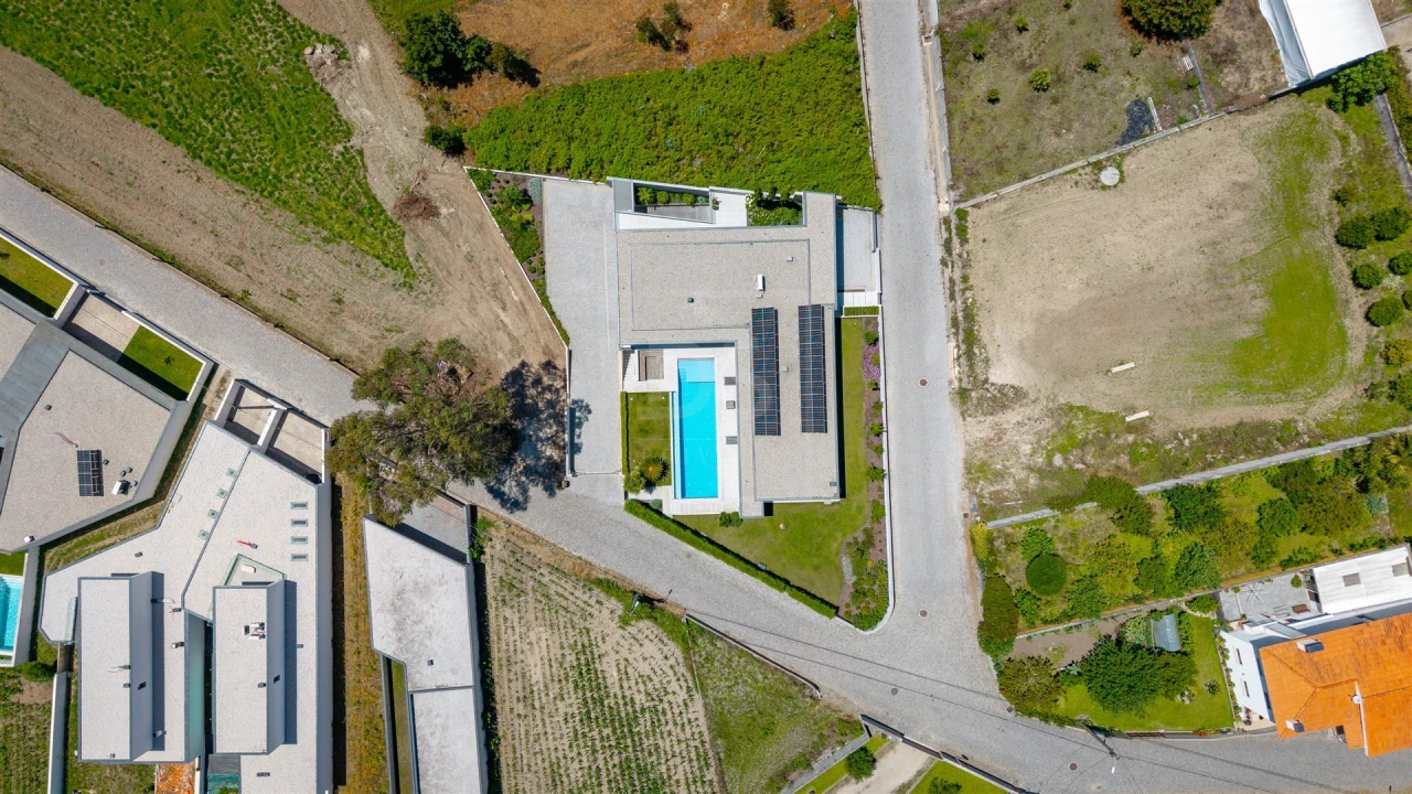 Moradia T3 para Venda em Palmeira de Faro e Curvos Foto 59