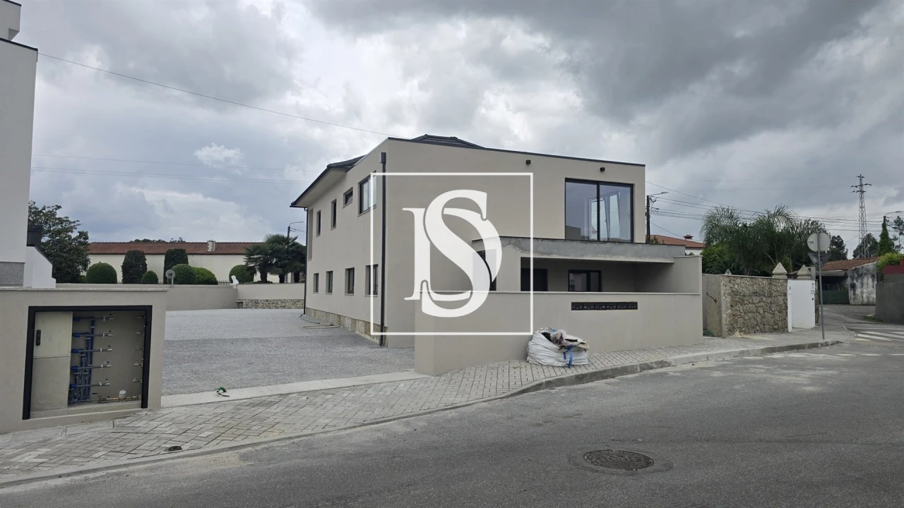 Apartamento T1 para Venda em Tamel (São Verissimo) Foto 9