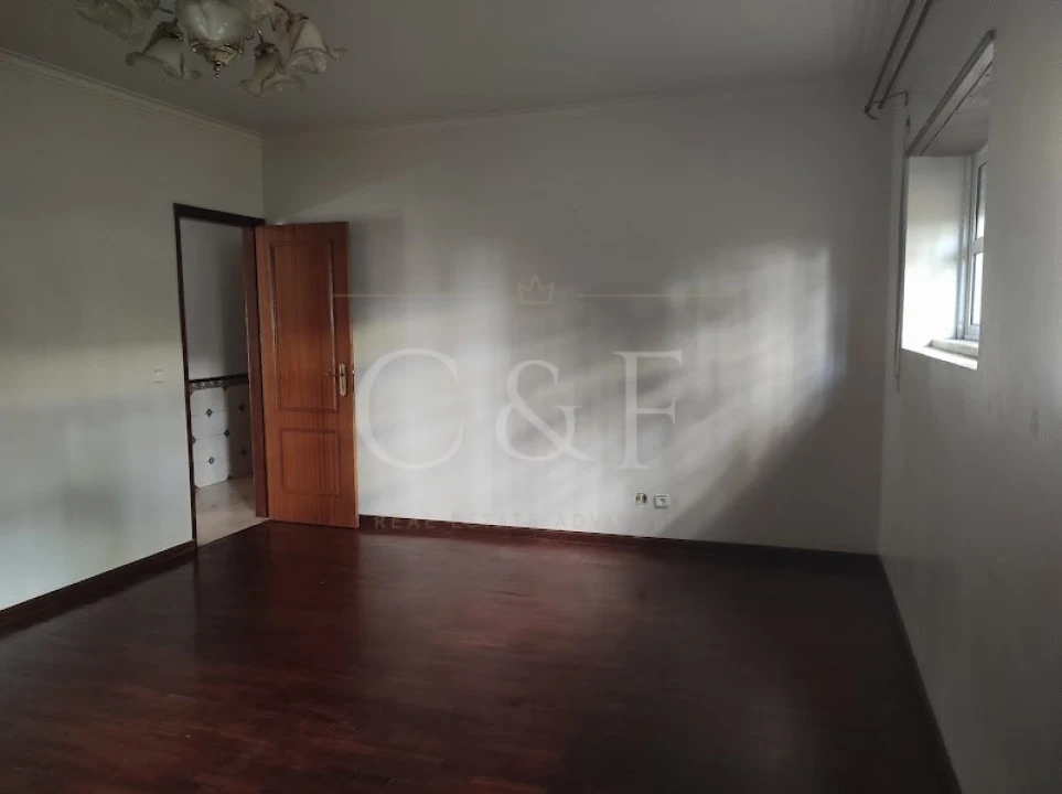 Apartamento T2 para Venda em Algueirão-Mem Martins Foto 29