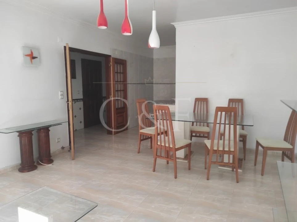 Apartamento T2 para Venda em Algueirão-Mem Martins Foto 12