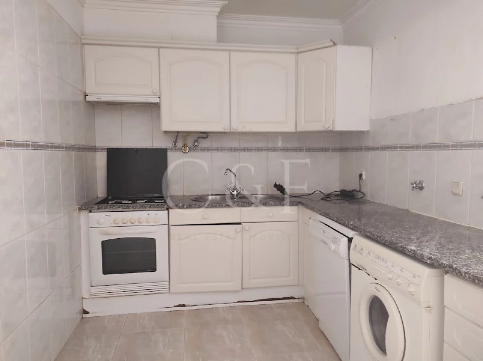 Apartamento T2 para Venda em Algueirão-Mem Martins Foto 9