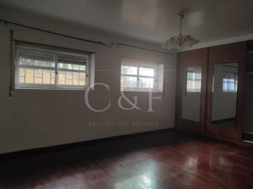 Apartamento T2 para Venda em Algueirão-Mem Martins