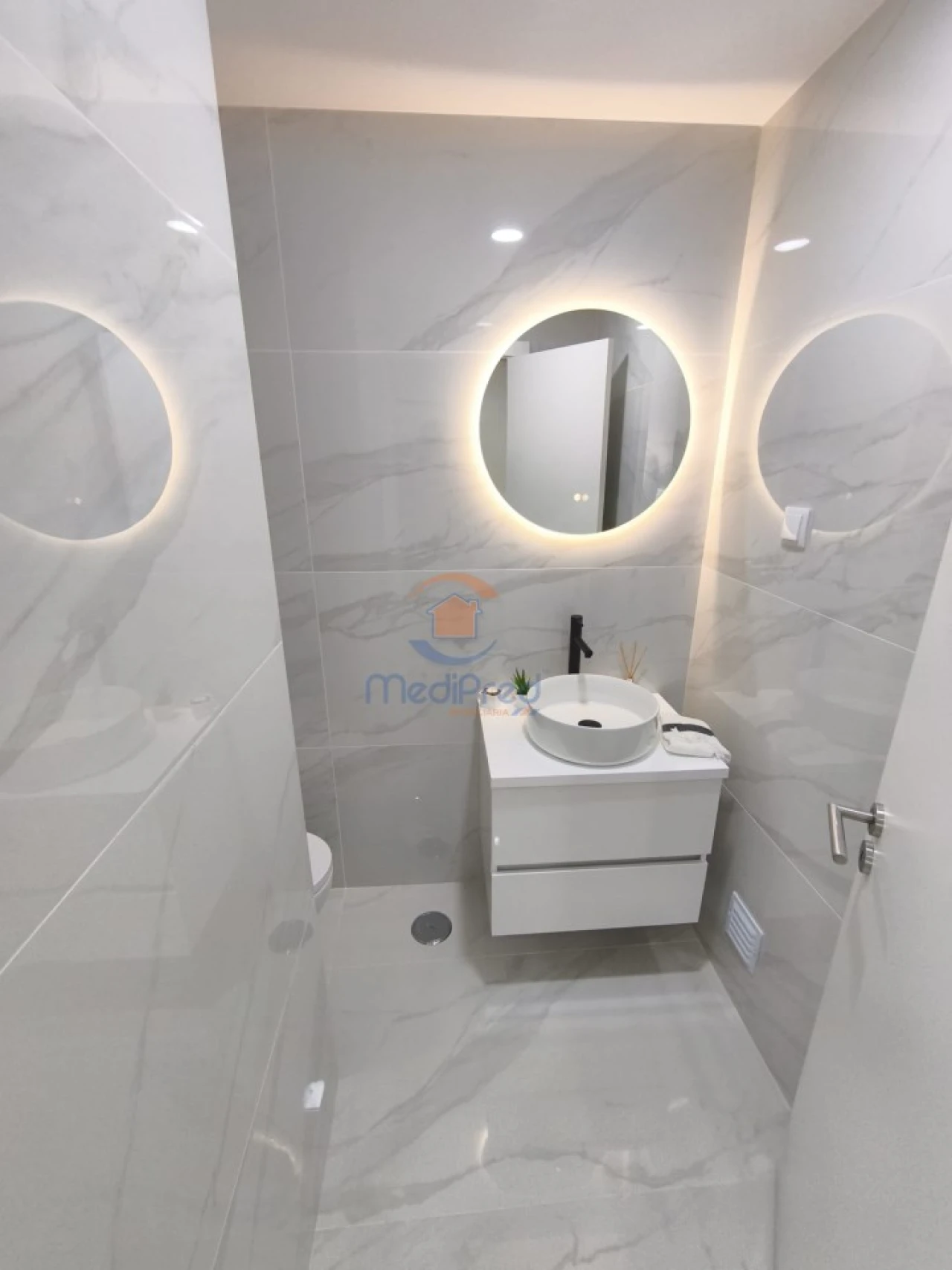 Apartamento T3 para Venda em Benfica Foto 7