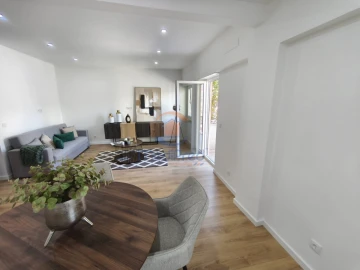 Apartamento T3 para Venda em Benfica