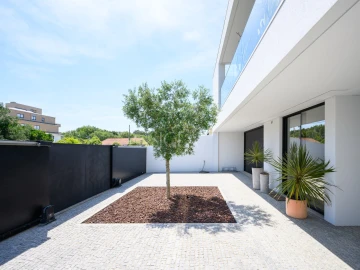 Moradia T4 para Venda em Madalena