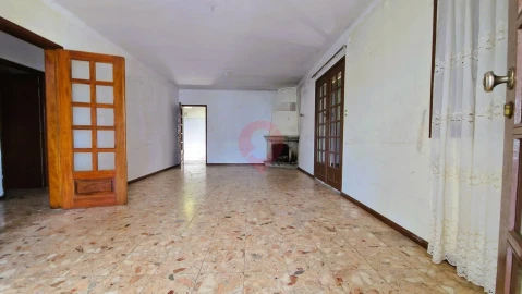 Moradia T3 para Venda em Cousso