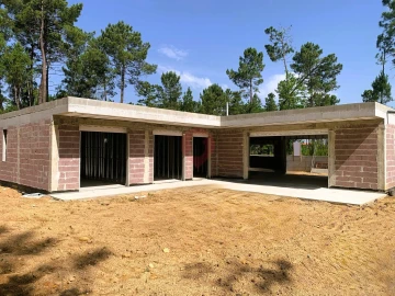 Moradia T3 para Venda em Moreira