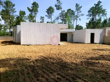 Moradia T3 para Venda em Moreira