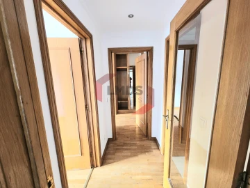 Apartamento T2 para Venda em Arcozelo