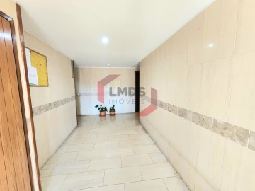 Apartamento T2 para Venda em Arcozelo