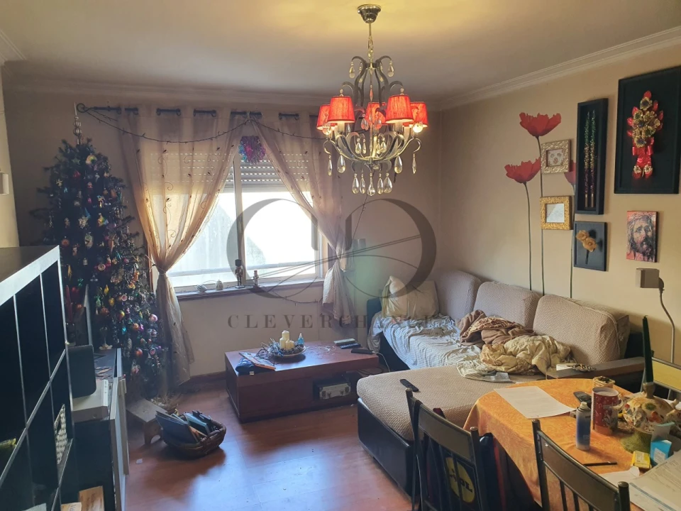 Apartamento T1 para Venda em Mafamude e Vilar do Paraíso Foto 2