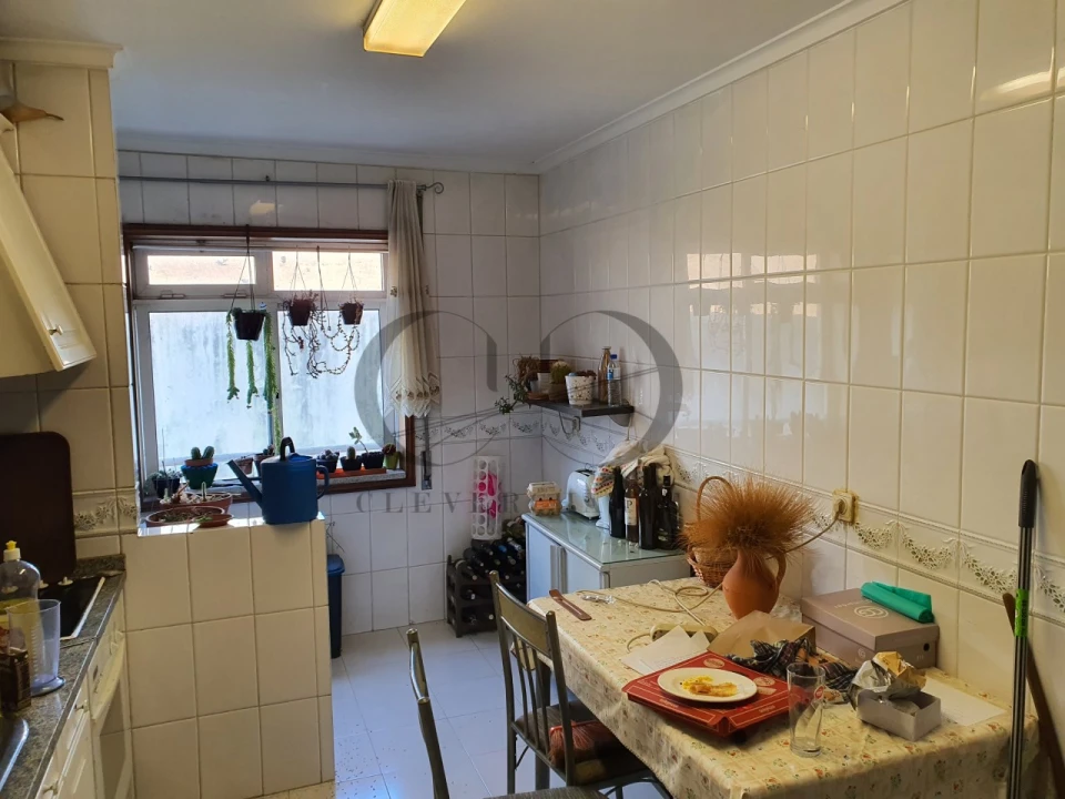 Apartamento T1 para Venda em Mafamude e Vilar do Paraíso Foto 8