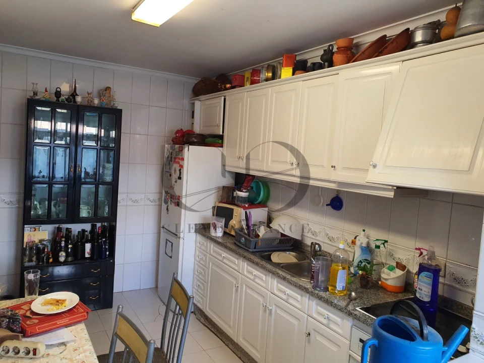 Apartamento T1 para Venda em Mafamude e Vilar do Paraíso Foto 9