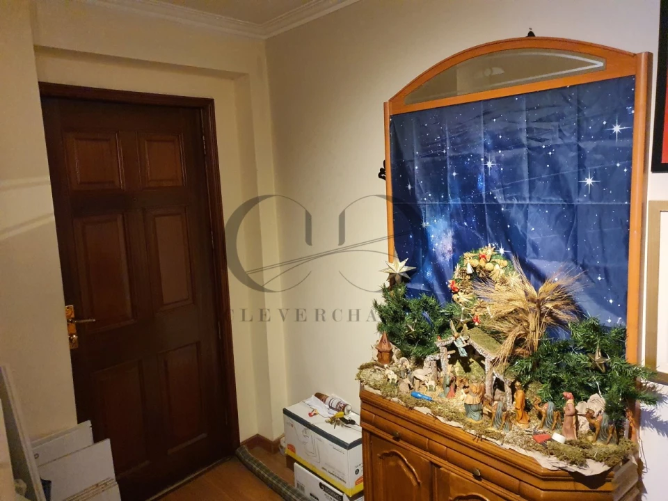 Apartamento T1 para Venda em Mafamude e Vilar do Paraíso Foto 17