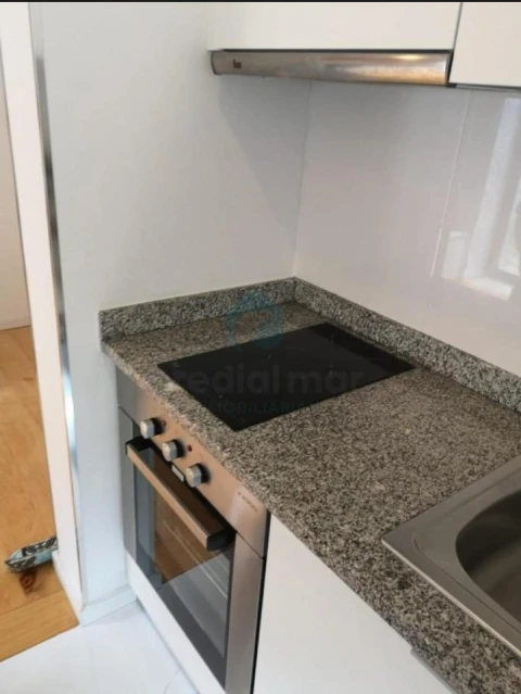 Apartamento T1 para Venda em Santa Marinha e São Pedro da Afurada