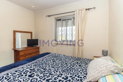 Apartamento T1 para Venda em Pontinha e Famões