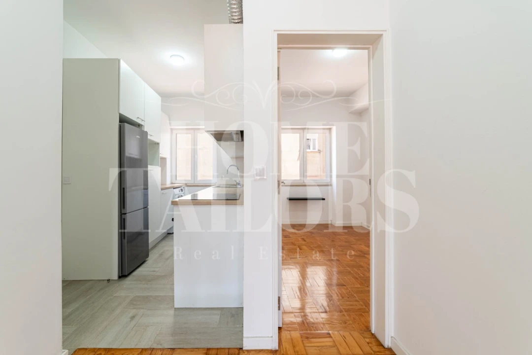 Apartamento T3 para Arrendamento em Alcantara Foto 4