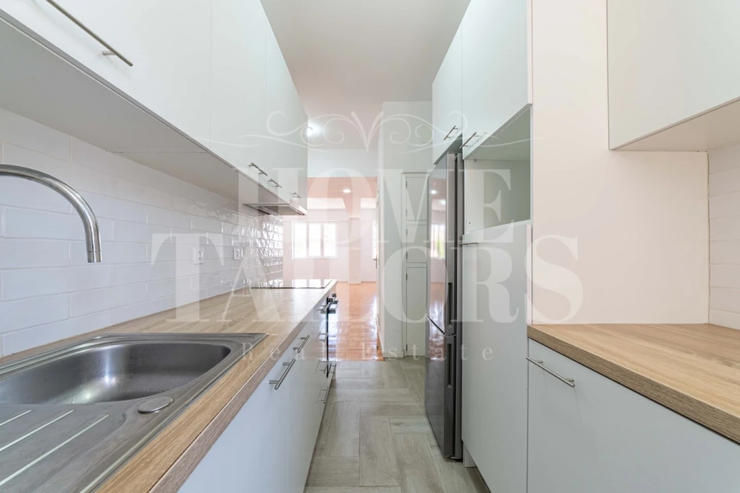 Apartamento T3 para Arrendamento em Alcantara Foto 5