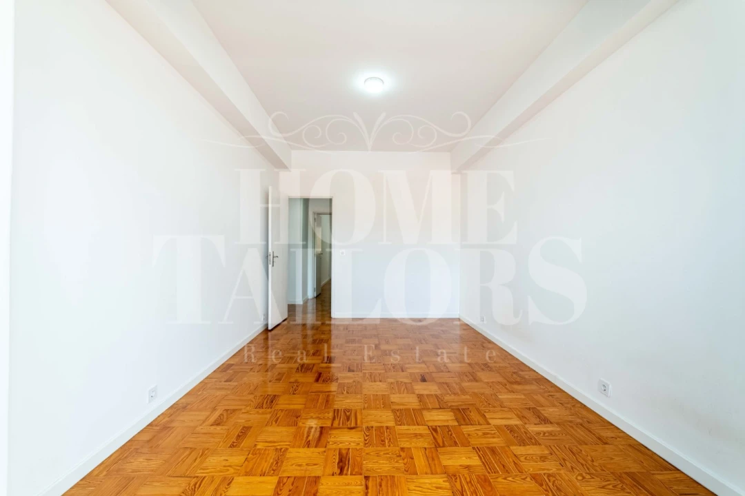 Apartamento T3 para Arrendamento em Alcantara Foto 11